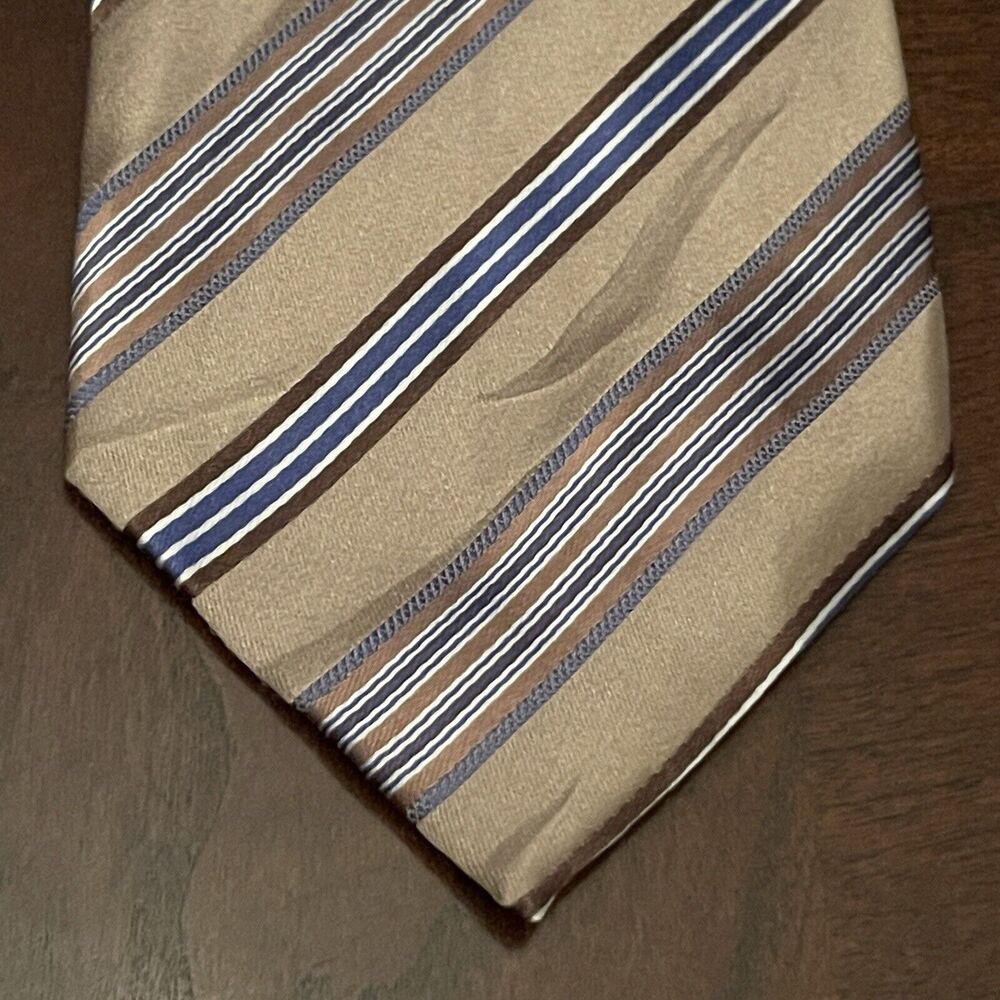 Kenneth Roberts Platinum 100% Silk Men’s Neck Tie Made In China
